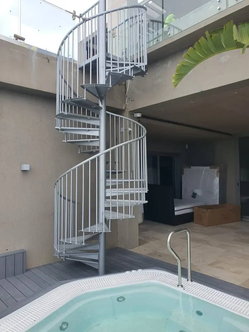 steel and glass glass balustrades staircases  026