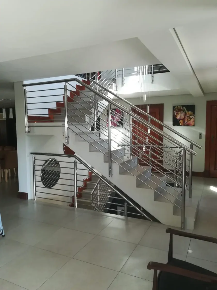 steel and glass glass balustrades staircases 035