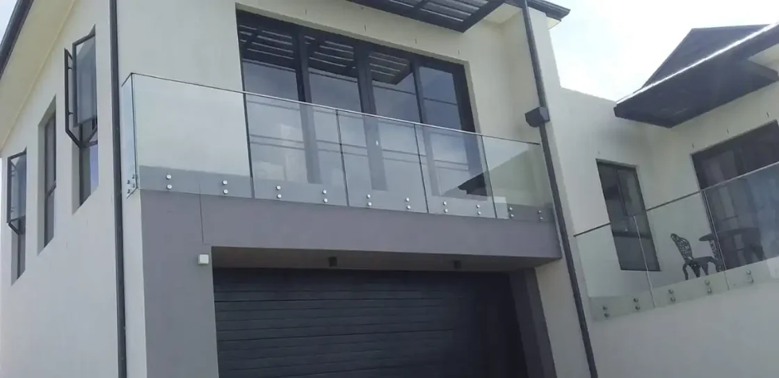 steel and glass glass balustrades staircases  039
