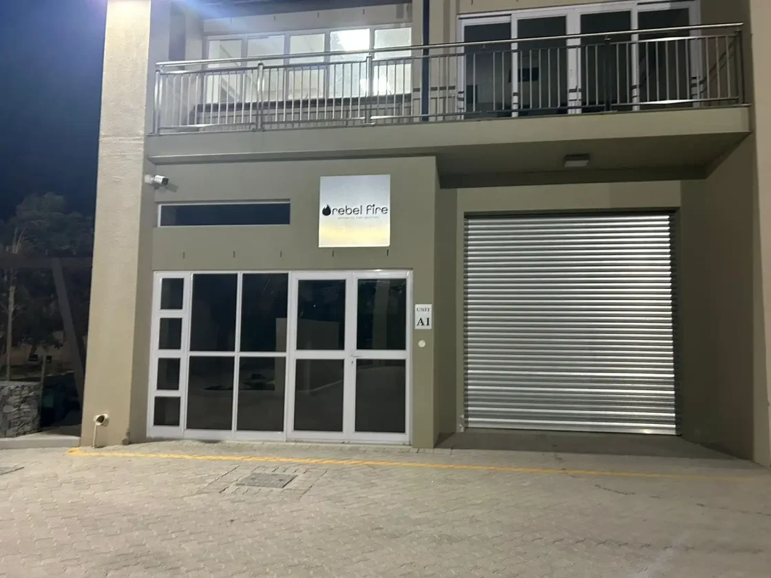 steel and glass stainless steel balustrades staircases  004